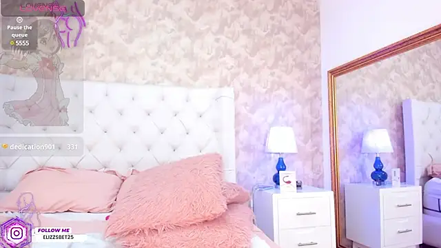 Eliza Thaylor   online show from 01-17-25, 06:54