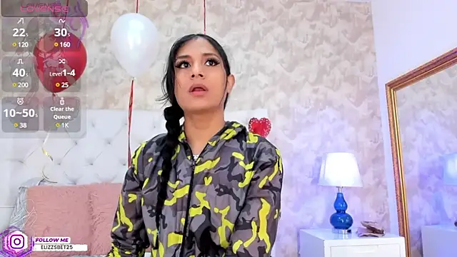 Eliza Thaylor   online show from 02-18-25, 03:32