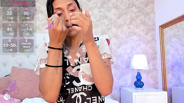 Eliza Thaylor   online show from 03-03-25, 02:15