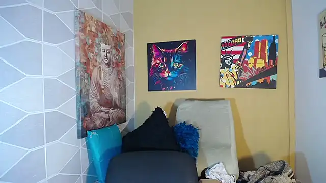 Snapshot of KamilaParrisx chatting on 10-01-25, 04:18 KamilaParrisx online show from 10-01-25, 04:18