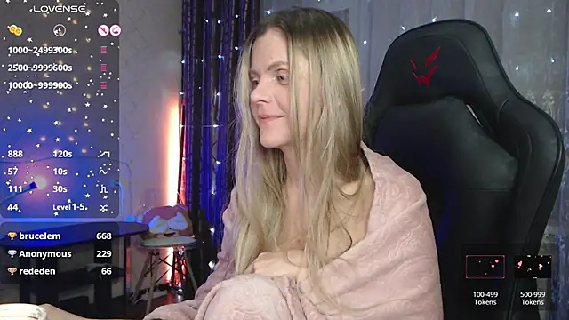 JessieOMays online show from 12-13-24, 03:43