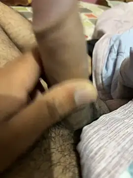 Snapshot of Pussylover_32 chatting on 03-12-26, 06:14 Pussylover 32 online show from 03-12-26, 06:14