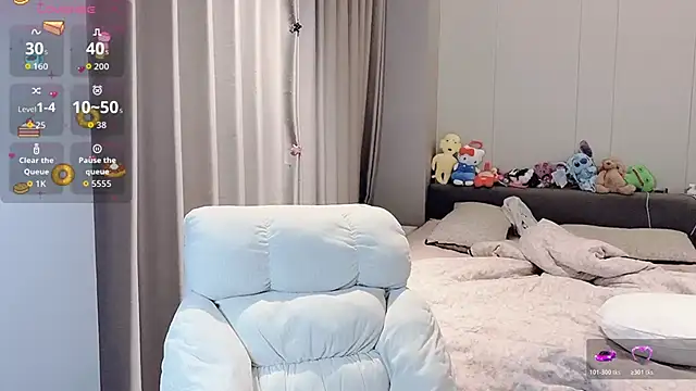 qiqi-666 online show from 02-05-26, 06:07