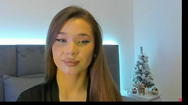 Snapshot of predatory_fury chatting on 12-15-24, 05:56 predatory fury online show from 12-15-24, 05:56