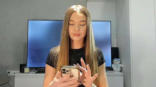 Snapshot of predatory_fury chatting on 02-07-25, 08:20 predatory fury online show from 02-07-25, 08:20