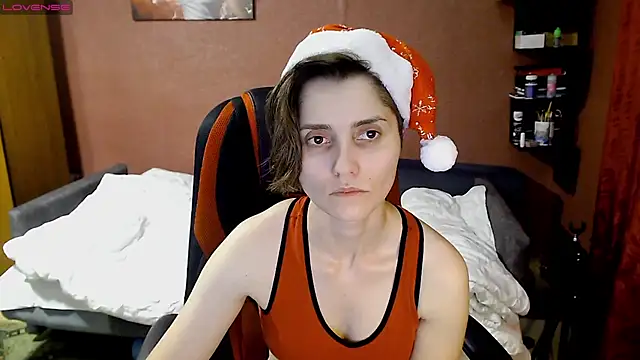 womanstrong78 online show from 12-25-24, 01:09