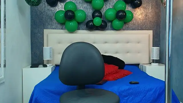 Snapshot of Erick_Zhimerman chatting on 03-16-26, 04:07 Erick Zhimerman online show from 03-16-26, 04:07