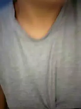 Snapshot of manueladantass1 chatting on 12-21-24, 05:47 manueladantass1 online show from 12-21-24, 05:47