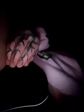 Snapshot of B1GBoyUk chatting on 10-29-25, 01:19 B1GBoyUk online show from 10-29-25, 01:19