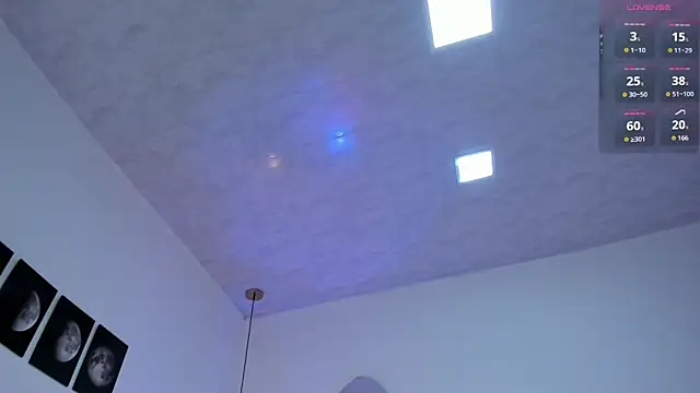 Snapshot of zoe_rivers chatting on 10-10-25, 12:53 zoe rivers online show from 10-10-25, 12:53