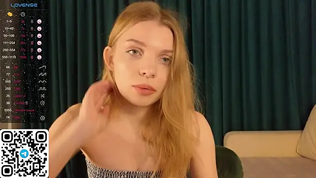 ElswythDecoursey online show from 12-24-24, 05:02