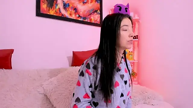 Manuelaa mejiia online show from 12-20-25, 12:18