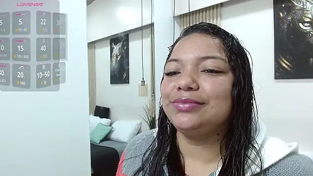 virtual charm online show from 01-18-25, 02:02