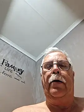 NawtyB1965 online show from 10-11-25, 03:39