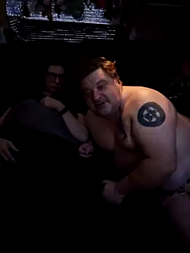 Snapshot of alienbunny chatting on 01-22-25, 06:10 alienbunny online show from 01-22-25, 06:10