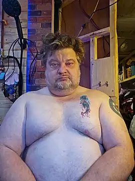 Snapshot of alienbunny chatting on 01-24-25, 06:35 alienbunny online show from 01-24-25, 06:35