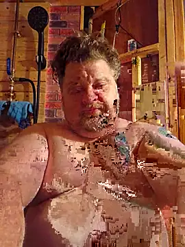 Snapshot of alienbunny chatting on 10-16-25, 03:51 alienbunny online show from 10-16-25, 03:51