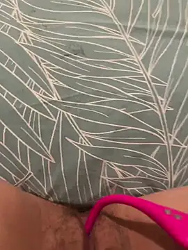 Snapshot of Sensolyss chatting on 12-18-24, 08:47 Sensolyss online show from 12-18-24, 08:47