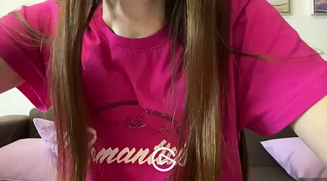 Snapshot of Effi_18 chatting on 01-15-25, 11:51 Effi 18 online show from 01-15-25, 11:51
