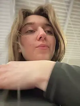 UnaMiuMiu online show from 03-15-25, 10:24