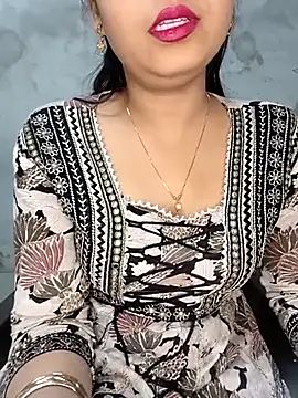 Shanaya Hotty online show from 03-08-25, 12:09