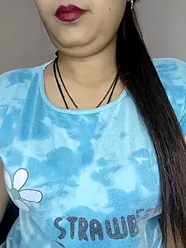 Snapshot of Shanaya_Hotty chatting on 10-17-25, 08:44 Shanaya Hotty online show from 10-17-25, 08:44