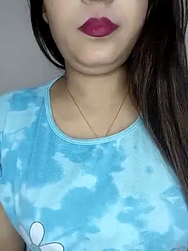 Snapshot of Shanaya_Hotty chatting on 11-06-25, 09:05 Shanaya Hotty online show from 11-06-25, 09:05