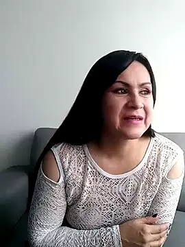 jescaoporto4 online show from 01-08-25, 02:35