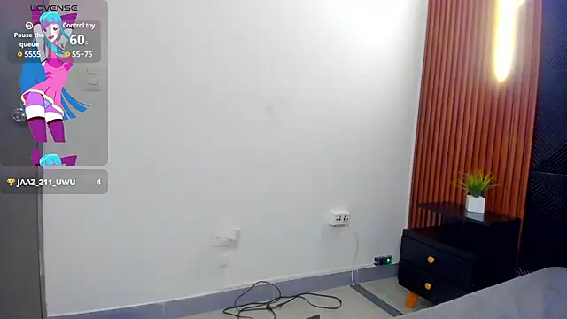 Alahia Dangelo online show from 12-18-24, 02:38