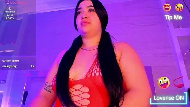 shanon hughes  online show from 09-24-25, 03:32