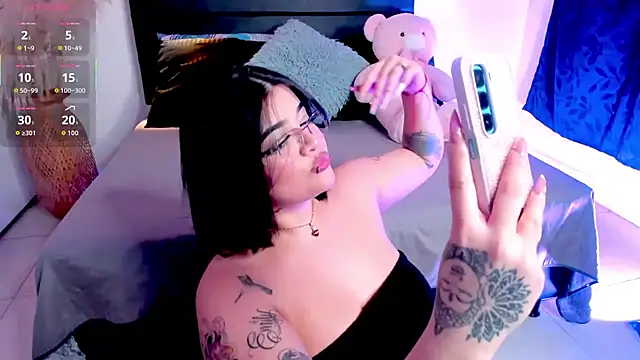  ValeryStone  online show from 11-13-25, 07:24