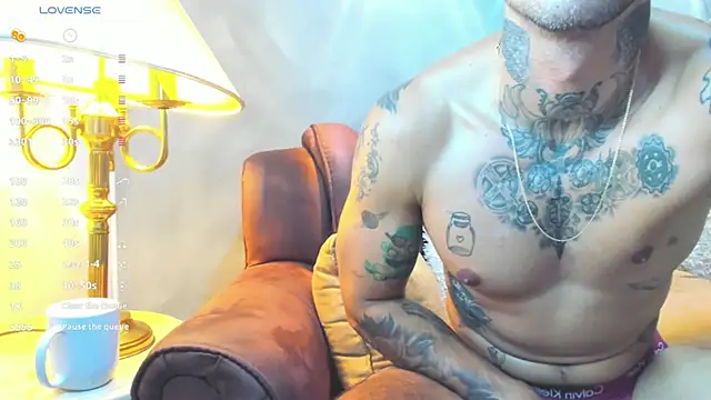 Snapshot of Dylanstonne chatting on 01-10-25, 01:31 Dylanstonne online show from 01-10-25, 01:31