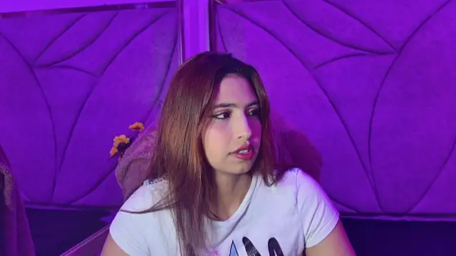 Tammy Blackk online show from 11-19-25, 04:12