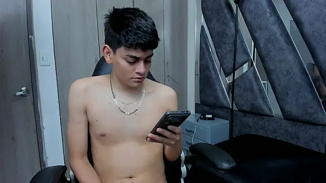 Snapshot of Yef_Thin chatting on 02-26-26, 03:49 Yef Thin online show from 02-26-26, 03:49