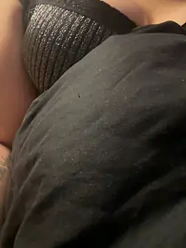 Snapshot of nos2sex69 chatting on 12-15-24, 01:00 nos2sex69 online show from 12-15-24, 01:00