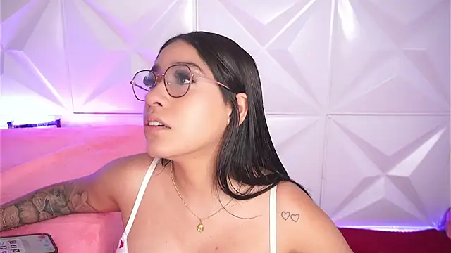 LeagueOfLovers online show from 02-21-25, 02:06