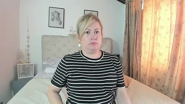 MonyCassius online show from 02-18-25, 03:43