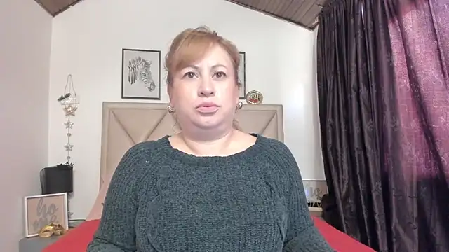 Snapshot of MonyCassius chatting on 12-18-25, 12:22 MonyCassius online show from 12-18-25, 12:22