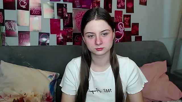 MilanaRoza online show from 10-26-25, 05:46