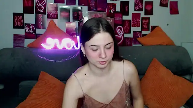 MilanaRoza online show from 11-06-25, 05:52