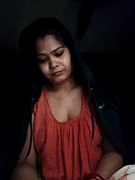 yoursweety09 online show from 01-10-25, 02:35