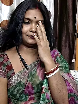 yoursweety09 online show from 10-07-25, 01:52