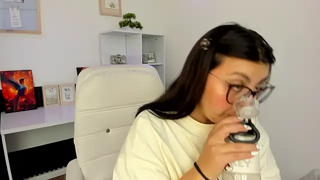 Vioolletta online show from 09-13-25, 12:16