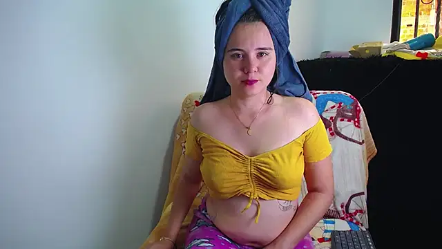 Snapshot of NatyScoth chatting on 03-11-25, 09:59 NatyScoth online show from 03-11-25, 09:59
