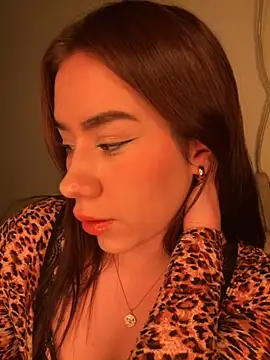 Im Valen Cute online show from 09-26-25, 03:32