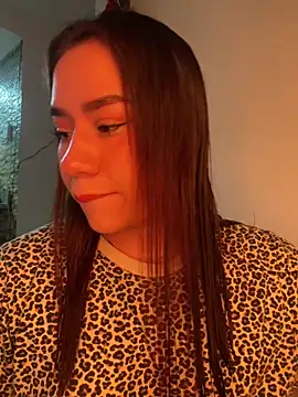 Im Valen Cute online show from 02-17-26, 01:35