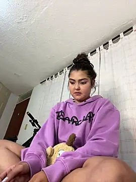 gabbyfoox online show from 12-13-24, 02:21