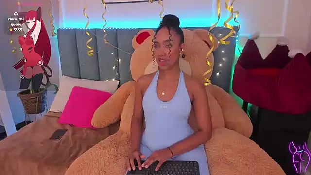 Amber  Sanchez online show from 12-07-24, 10:45
