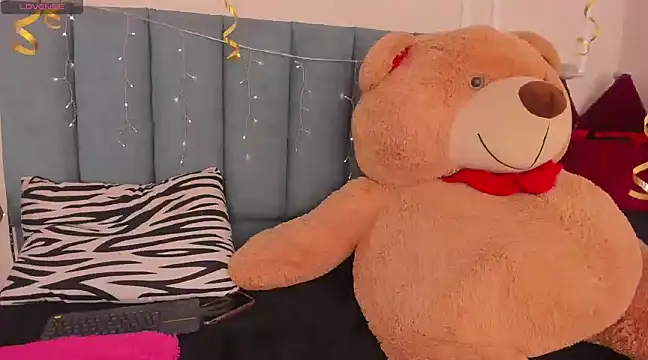 Amber  Sanchez online show from 12-11-24, 08:26