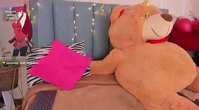 Amber  Sanchez online show from 12-13-24, 06:31